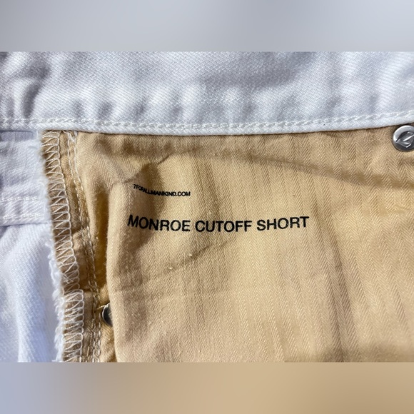 NWOT 7 For All Mankind Monroe Shorts White Denim Cutoff Button Fly Size 31 - Picture 10 of 14